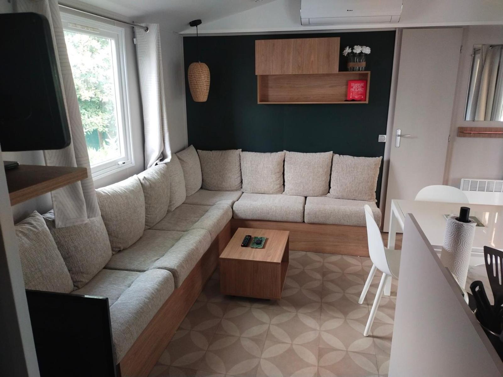 Mobil Home Le Lozerien วัลราส์-ปลาจ ภายนอก รูปภาพ